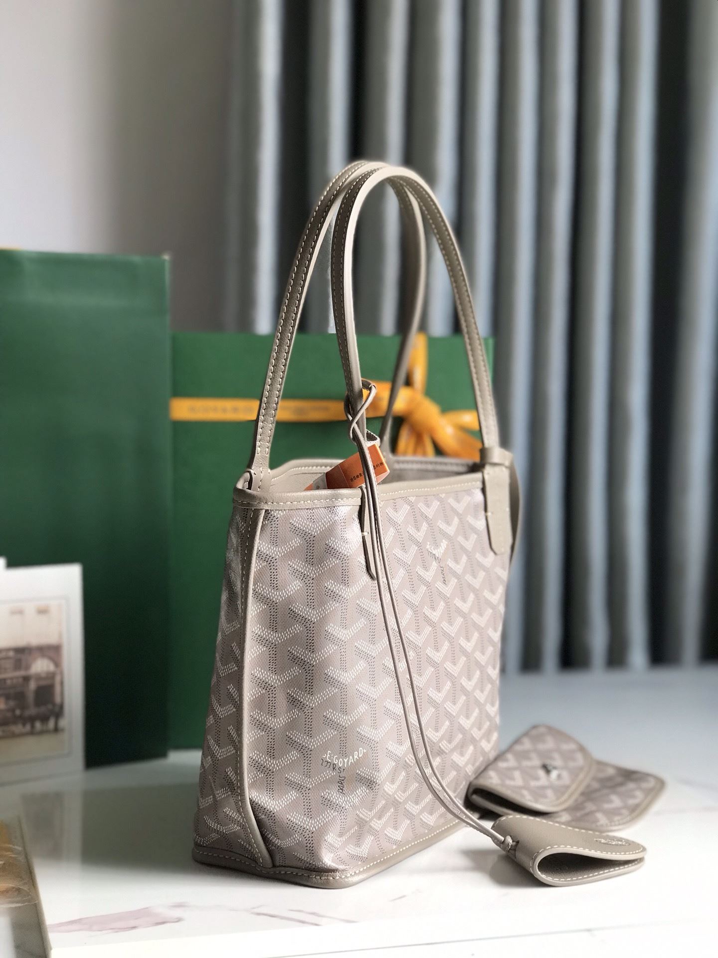 Goyard Shopping Bags